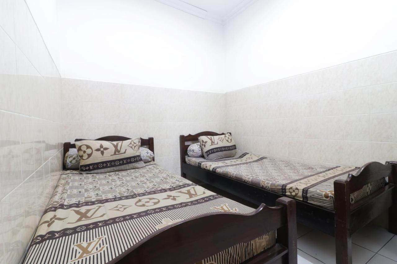 סוראבאיה Hotel Omah Ampel Syariah מראה חיצוני תמונה
